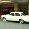 24 - Mercedes vor dem Westin-Grand-Hotel